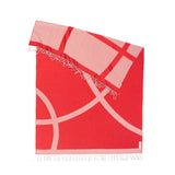 Schal im rot-weißen Muster im Bauhaus Stil aus Merinowolle und Seide gewebt als zeitloses Accessoire für Mode in luxuriösem maritimen Design mit Nachhaltigkeit und als das perfekte Geschenk für Cooconing