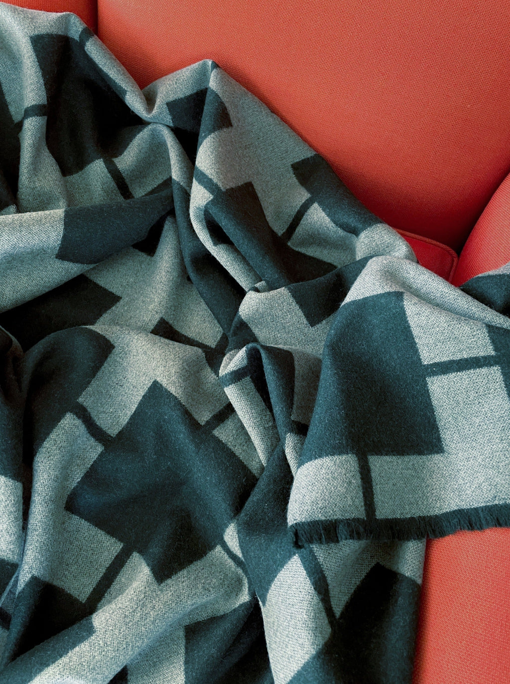 Wolldecke und exquisites Plaid in grün petrol double Muster gewebt aus ...